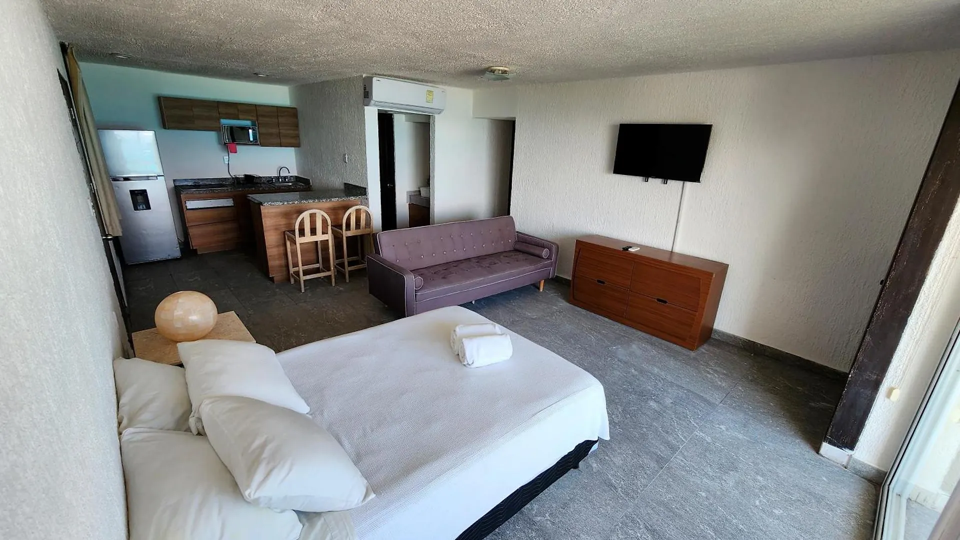 Rodero By Solymar Beach Front Condos In Hotel Zone Cancún