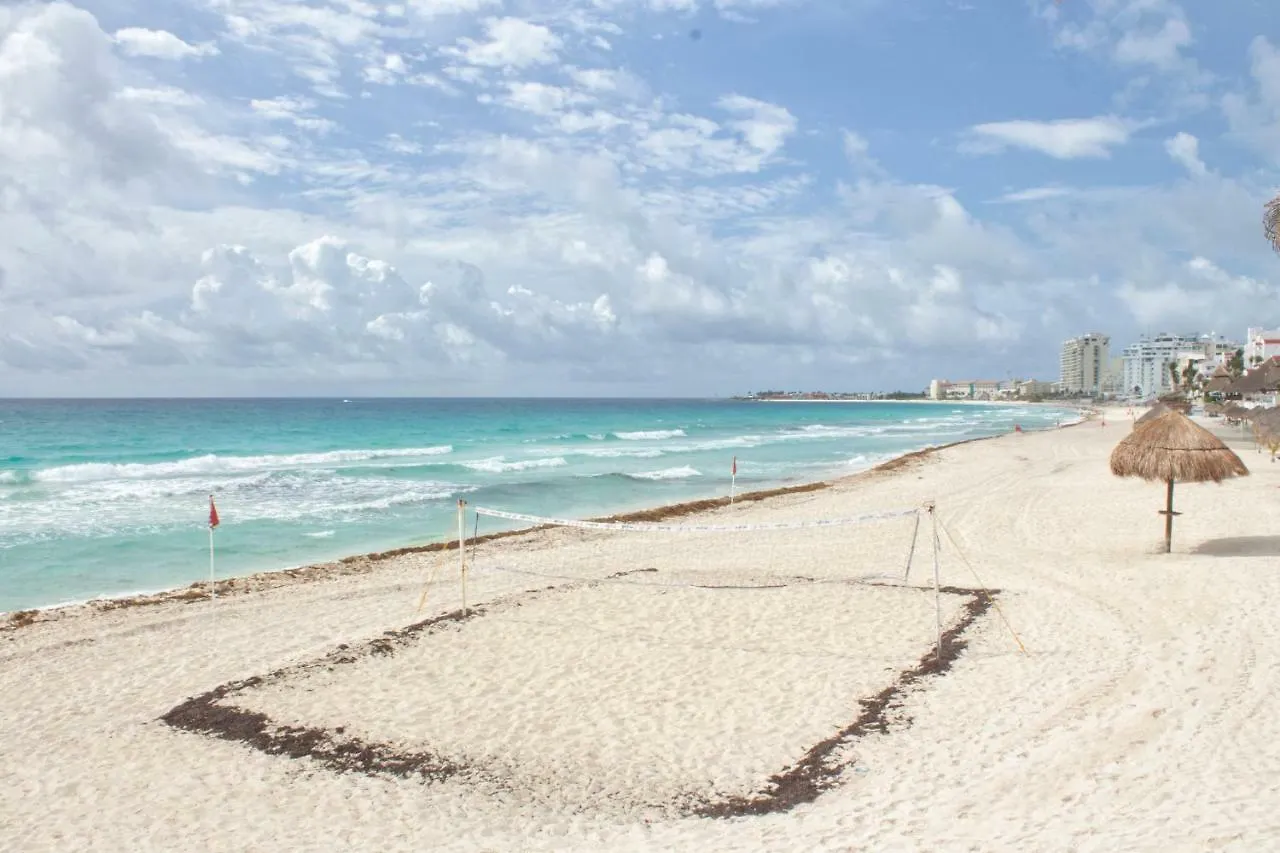 **** Apartmanhotel Rodero By Solymar Beach Front Condos In Hotel Zone Cancún Mexikó